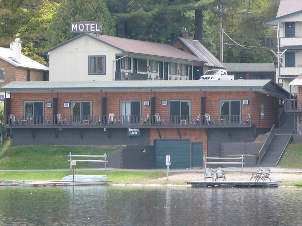 Pine Knoll Hotel Lakeside Lodge & Cabin Олд-Фордж Экстерьер фото